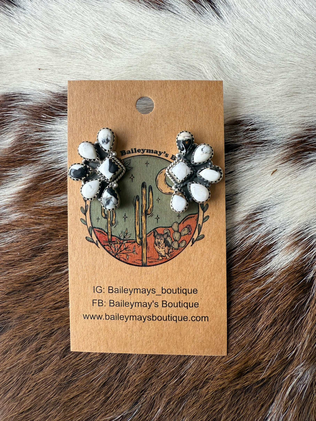 White Buffalo Turquoise Post