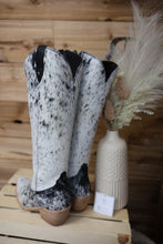 Load image into Gallery viewer, Liberty Black Cowhide Regular Calf Boot
