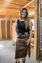 Load image into Gallery viewer, Leopard Slit Skirt
