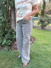Load image into Gallery viewer, Cheetah Trouser Pant
