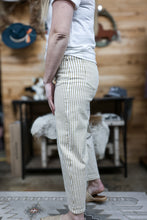 Load image into Gallery viewer, Stripe Barrel Pants
