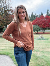 Load image into Gallery viewer, Murphy Heather Camel Sweater
