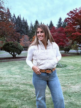 Load image into Gallery viewer, Reversible Corduroy Puffer Vest Cream
