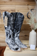 Load image into Gallery viewer, Liberty Black Wide Calf Cowhide Boots
