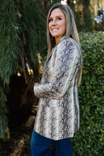 Load image into Gallery viewer, Snakeskin Blazer
