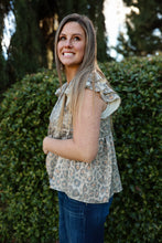 Load image into Gallery viewer, Leopard Ruffle Sleeve Top
