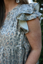 Load image into Gallery viewer, Leopard Ruffle Sleeve Top
