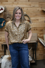 Load image into Gallery viewer, Metallic Leopard Short Sleeve
