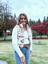 Load image into Gallery viewer, Reversible Corduroy Puffer Vest Cream
