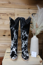 Load image into Gallery viewer, Liberty Black Cowhide Regular Calf Boot
