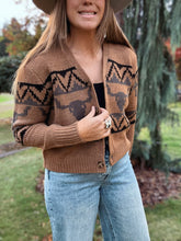 Load image into Gallery viewer, Stetson Vintage Crop Sweater

