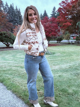 Load image into Gallery viewer, Reversible Corduroy Puffer Vest Cream
