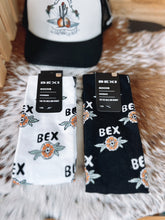Load image into Gallery viewer, BEX Flower Pattern Socks
