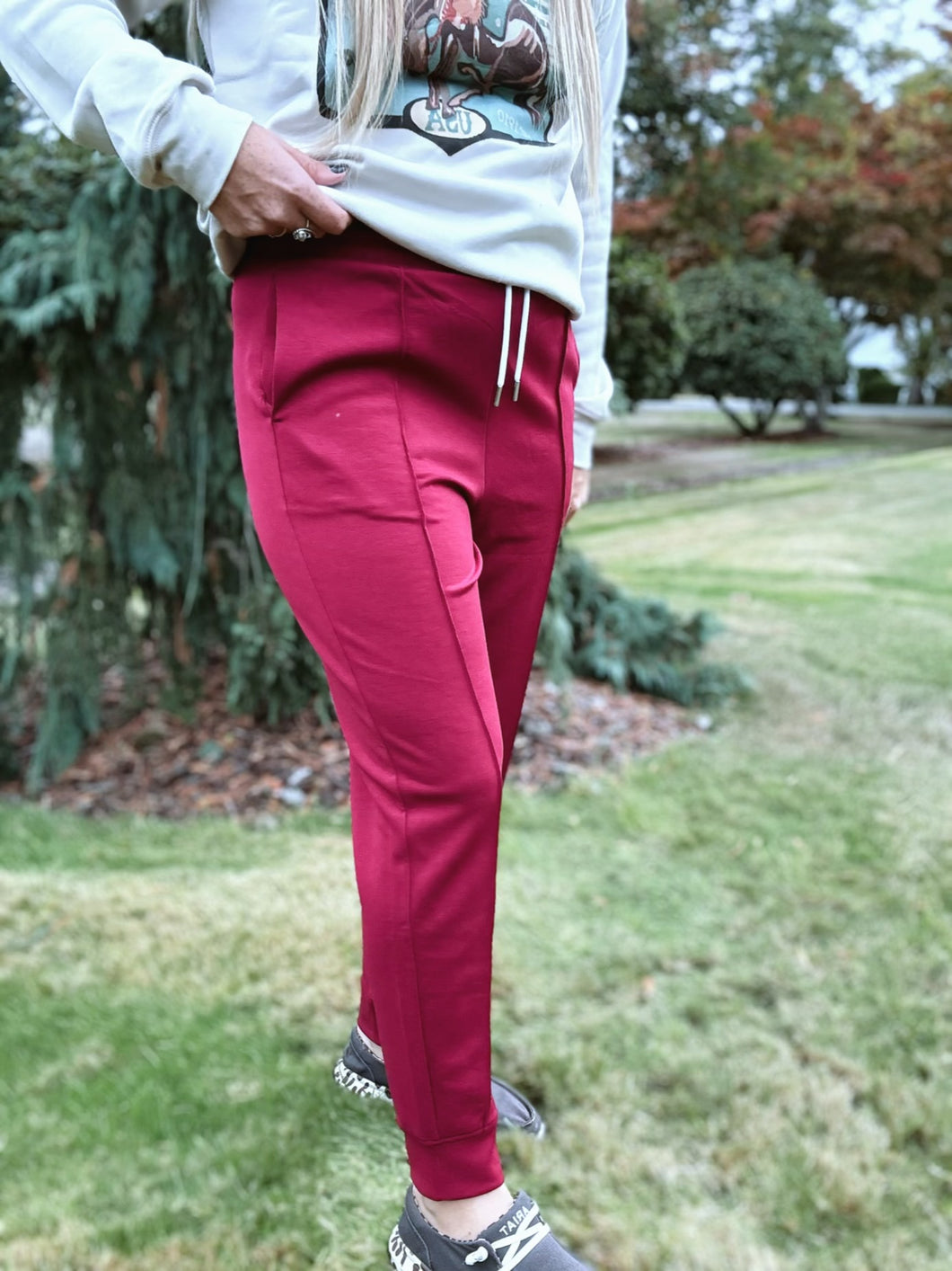 Jogger with Pocket Cabernet