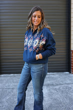 Load image into Gallery viewer, Ariat Fern Quarter Zip Sweatshirt
