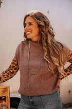 Load image into Gallery viewer, Mock Neck Short Sleeve Mocha
