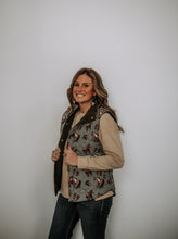 Load image into Gallery viewer, Horse Puffer Vest

