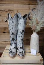 Load image into Gallery viewer, Liberty Black Cowhide Regular Calf Boot
