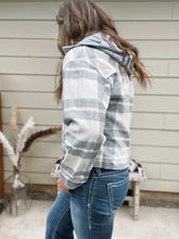Load image into Gallery viewer, Cropped Plaid Jacket
