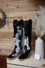 Load image into Gallery viewer, Liberty Black Cowhide Regular Calf Boot
