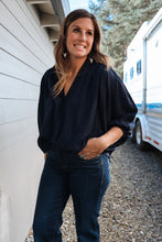 Load image into Gallery viewer, Auriane Marine Blouse
