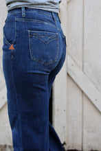 Load image into Gallery viewer, The Vintage Visalia Jean

