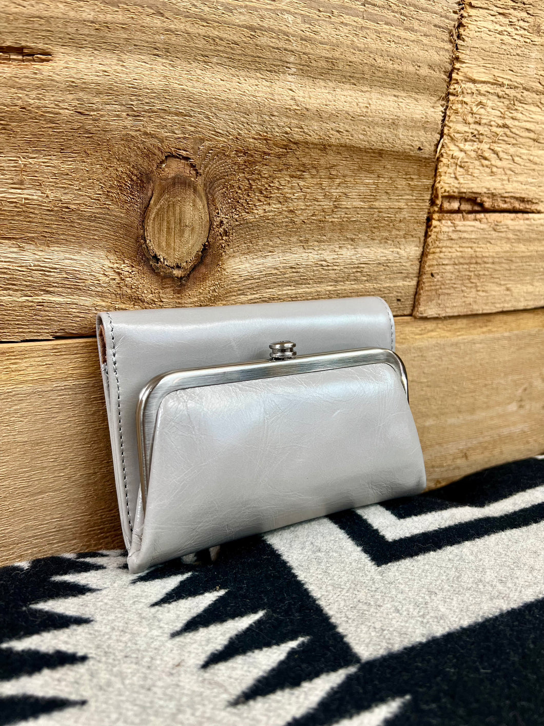 Robin Hobo Wallet LT Grey