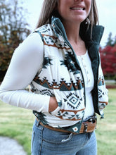 Load image into Gallery viewer, Reversible Corduroy Puffer Vest Hunter
