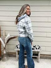 Load image into Gallery viewer, Cropped Plaid Jacket
