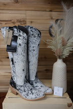 Load image into Gallery viewer, Liberty Black Cowhide Regular Calf Boot
