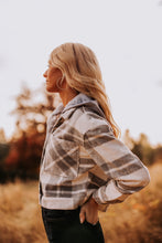 Load image into Gallery viewer, Cropped Plaid Jacket
