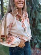 Load image into Gallery viewer, Orange Floral Puff Sleeve
