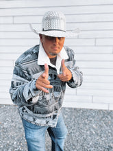Load image into Gallery viewer, Men’s Sherpa Jacket
