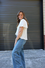 Load image into Gallery viewer, Cream V-Neck Flutter Sleeve
