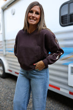 Load image into Gallery viewer, Ariat Dakota V-Neck Sweatshirt
