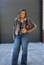 Load image into Gallery viewer, Spotted Faux Fur Cropped Jacket
