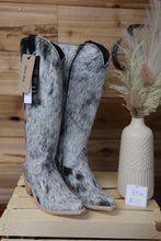 Load image into Gallery viewer, Liberty Black Wide Calf Cowhide Boots
