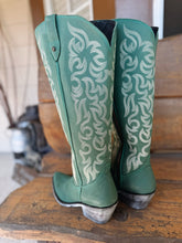 Load image into Gallery viewer, Vegas Boot Wide Calf

