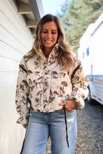 Load image into Gallery viewer, Western Horse Quilted Jacket

