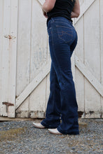 Load image into Gallery viewer, Ariat Perfect Rise Revel Sadie Jean
