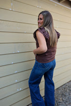Load image into Gallery viewer, Eyelet Ruffle Sleeve Top
