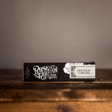 Load image into Gallery viewer, Smokeshow perfume 10 ml Roll On
