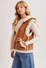 Load image into Gallery viewer, Suede Hooded Zip-Up Vest
