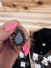 Load image into Gallery viewer, Opal Cluster Adj Ring
